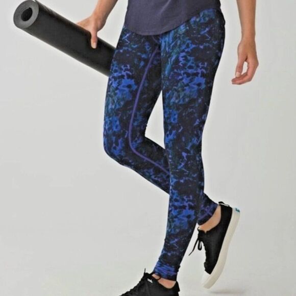 Lululemon Athletica wunder under, 12.5” waist, fold over - Picture 1 of 9